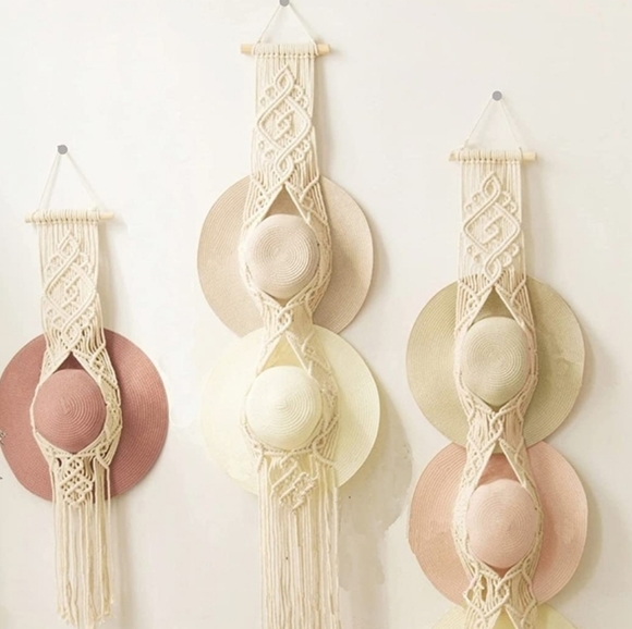 Accessories - Single Hat Hanger